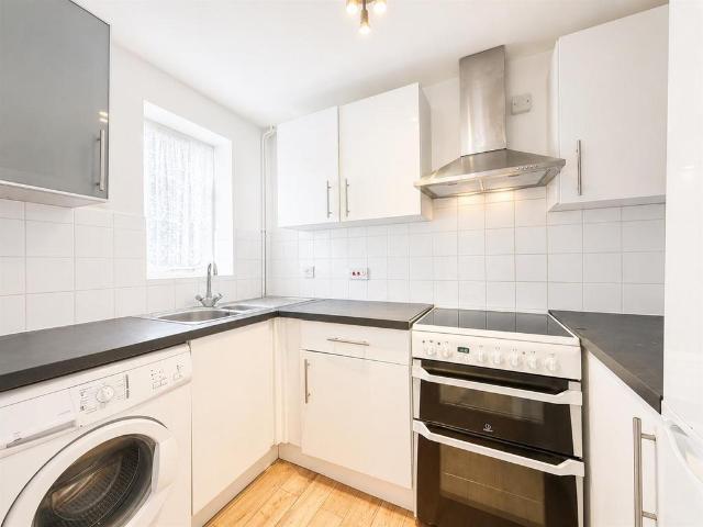House for rent in London Borough of Hounslow, Greater London