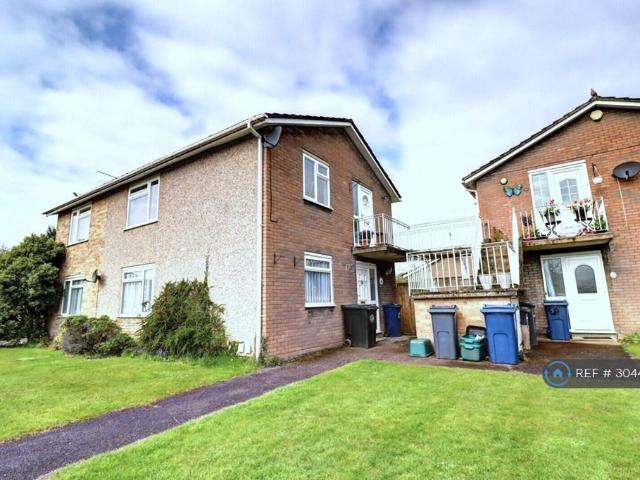 Apartment for rent in Beaconsfield and Chepping Wye Community Board, Tylers Green
