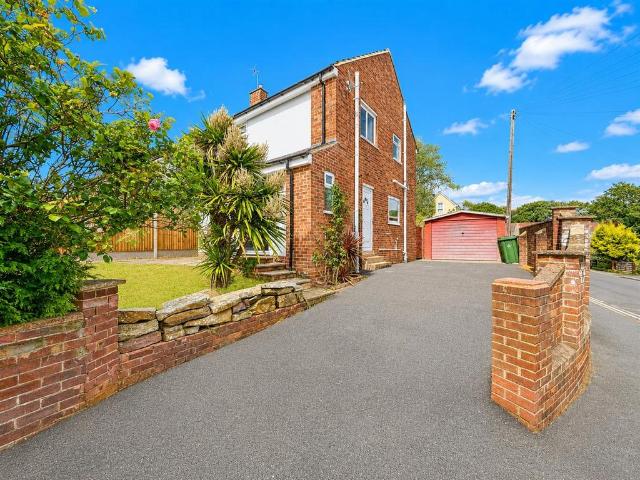 House for rent in Heatherside, Heol-las