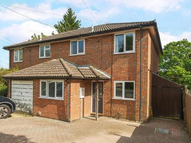 House for sale in Holloway Hill, Waverley