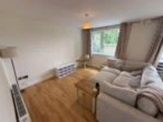 Apartment to rent in Bluebell, North Tipperary