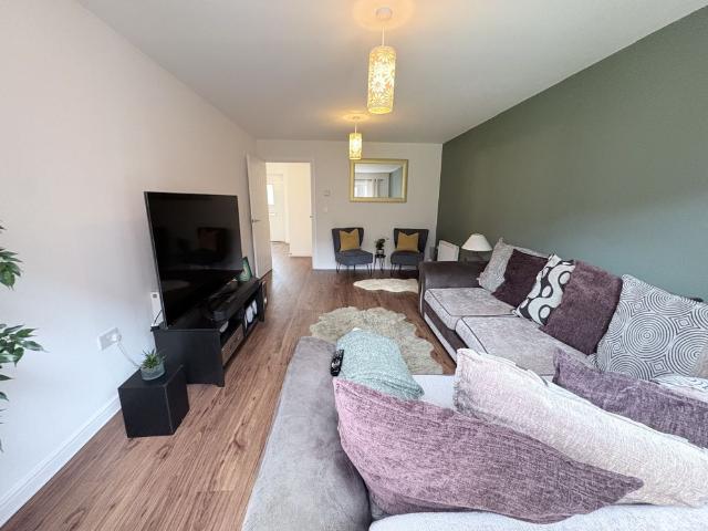 House for rent in Roebuck Park, Wealden