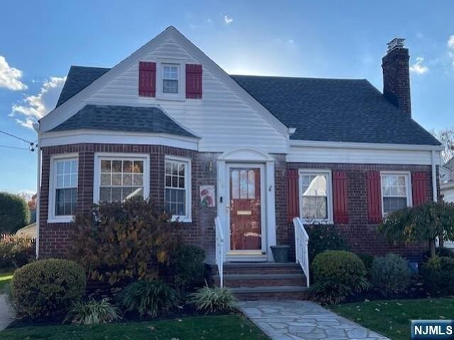 House for sale in Clifton, New Jersey