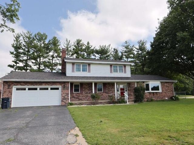 House for sale in Salem