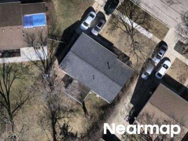 House for sale in Streamwood, Illinois