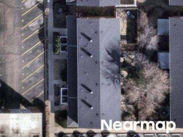 Townhouse for sale in Flossmoor, Illinois