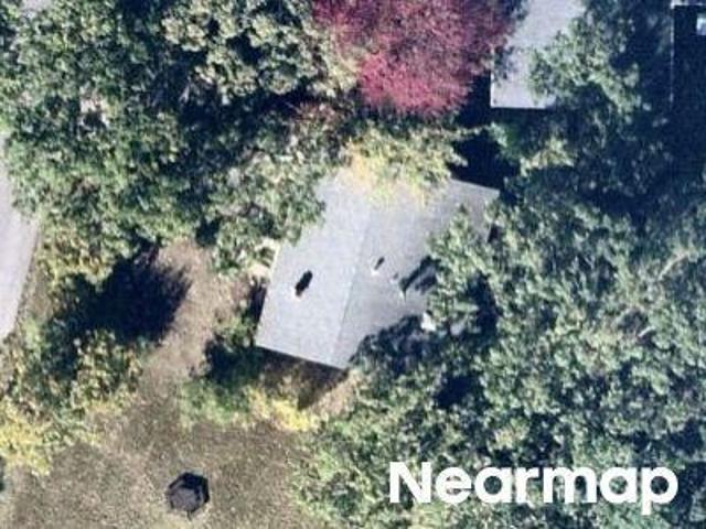 House for sale in Mchenry, Illinois