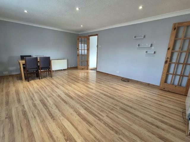 Apartment for rent in Brookville, Norfolk