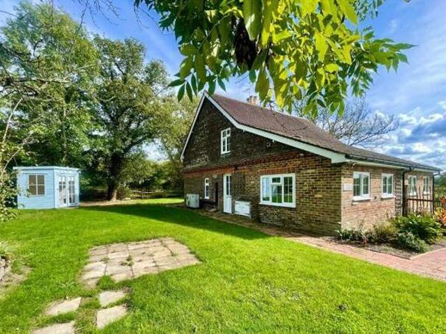 House for rent in Surrey