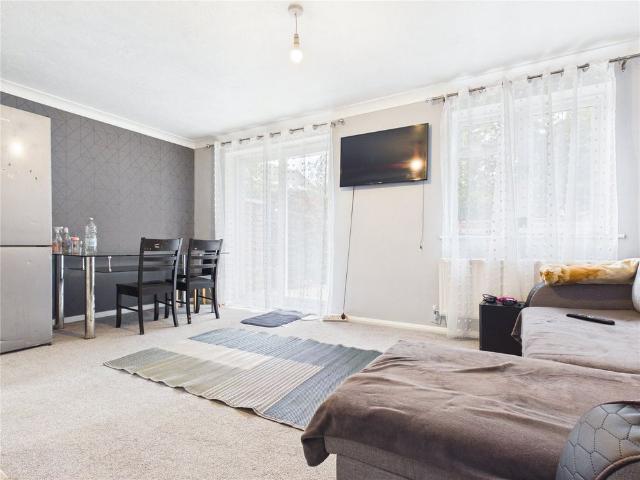 House for rent in Yate Rocks, Yate
