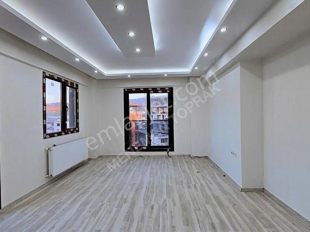 Menemen, İzmir içerisinde satılık mülk