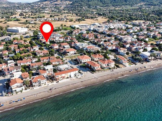 Foça, İzmir içerisinde satılık Villa