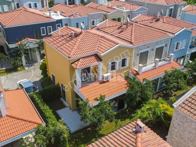 Kuşadasi, Aydin içerisinde satılık Villa