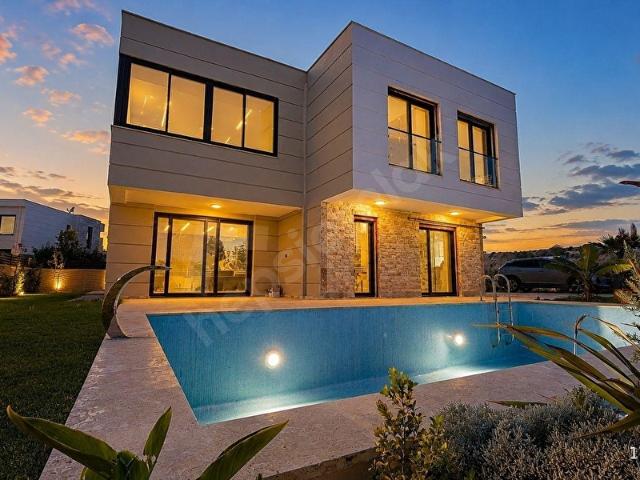 Değirmendere, Kuşadası içerisinde satılık Villa