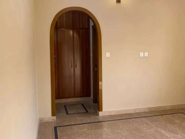 House for sale in Peshawar, North West Frontier Province