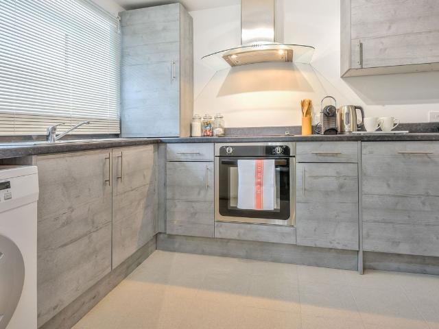 Apartment for rent in Hadley Castle