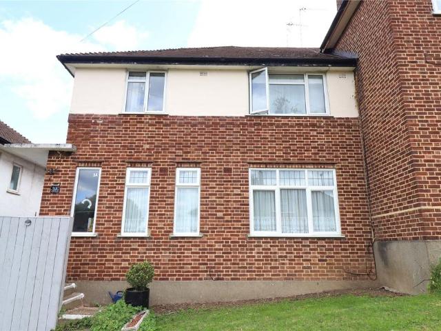 Apartment for rent in Kingsbury, Greater London
