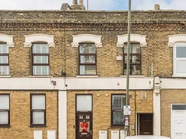 Apartment for rent in London Borough of Merton, South Wimbledon