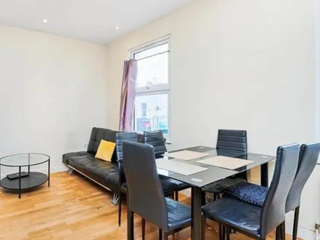 Apartment for rent in London Borough of Merton, Greater London