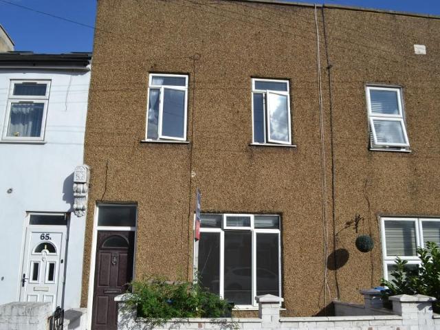 House for rent in South Wimbledon, Greater London