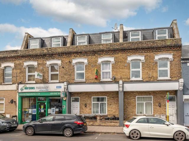 Apartment for rent in London Borough of Merton, Greater London