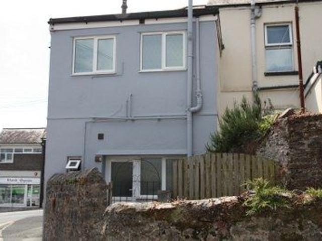 Apartment for rent in Staddiscombe, Mount Wise