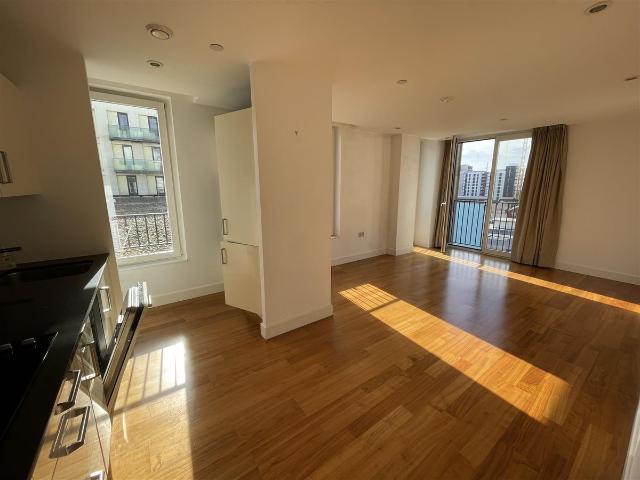 Apartment for rent in City Centre, Falcon Lodge