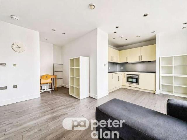 Apartment for rent in Brewery Quarter, Cardiff