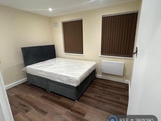 Apartment for rent in Hayes, Greater London