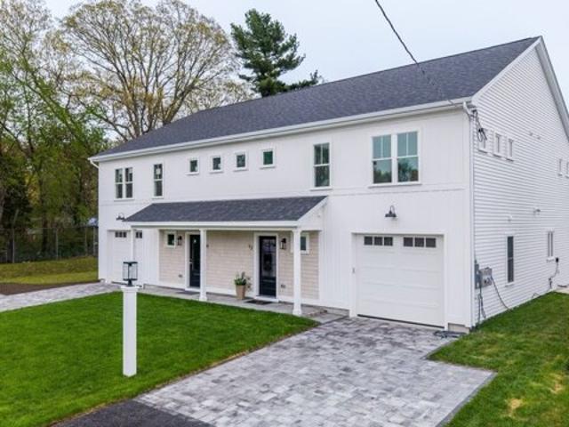 Condo for sale in Bristol, Massachusetts