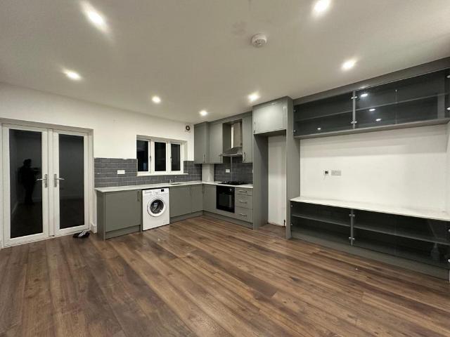 House for rent in Yeading, Greater London