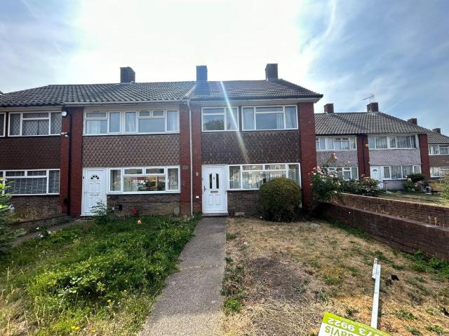 House for rent in Charville, Greater London