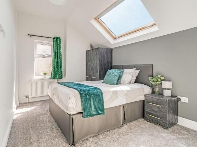 Room for rent in Midway, Kent