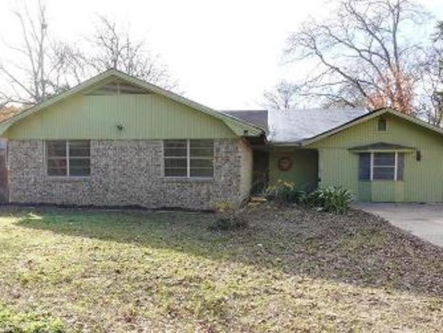 House for sale in Lufkin, Texas