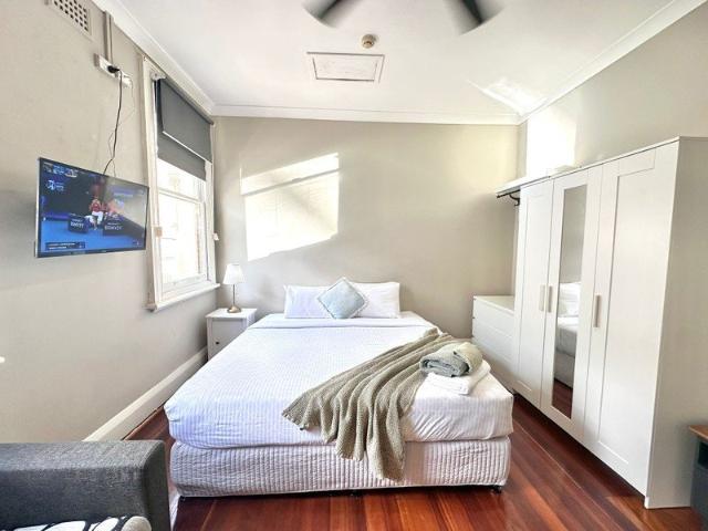 Apartment for rent in Chinatown, Sydney