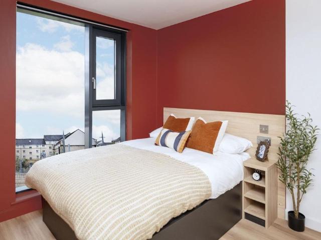 Studio for rent in Haymarket, Scotland