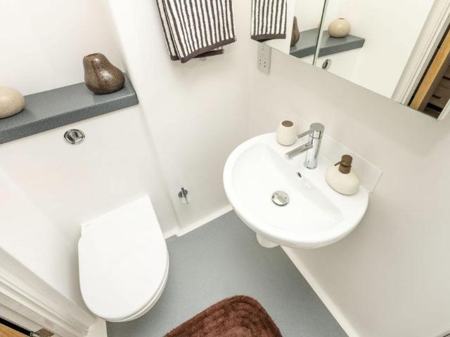 Studio for rent in Haymarket, Scotland