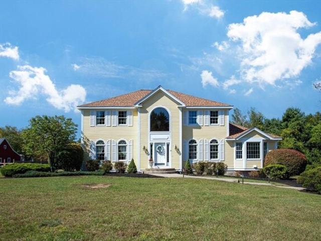 House for sale in Boxford, Massachusetts