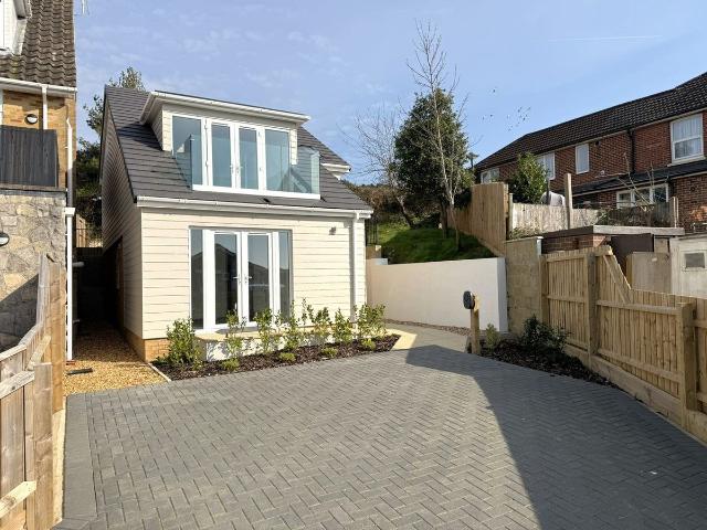 House for rent in Foxholes, Poole