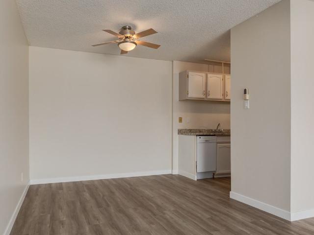 Apartment for rent in Northwest, Alberta
