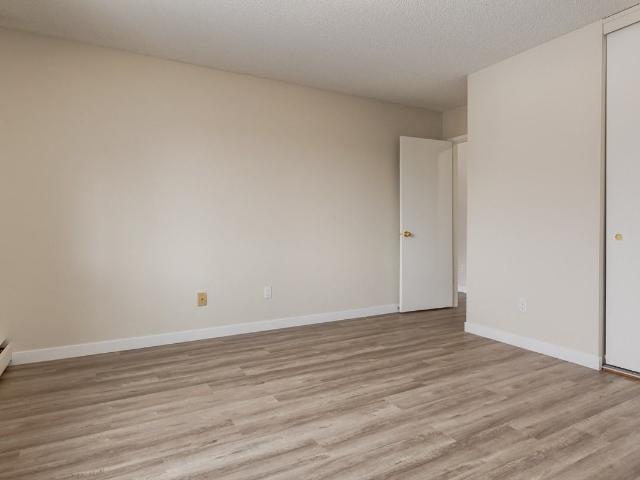 Apartment for rent in Northwest, Alberta