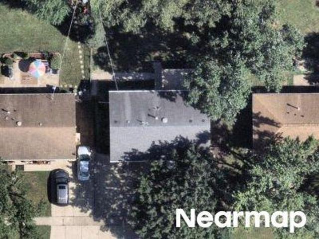 House for sale in Streamwood, Illinois