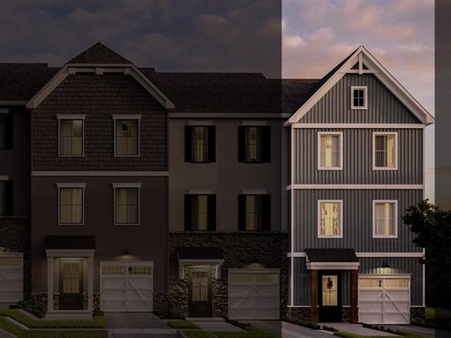 Townhouse for sale in Hayward, Alameda County