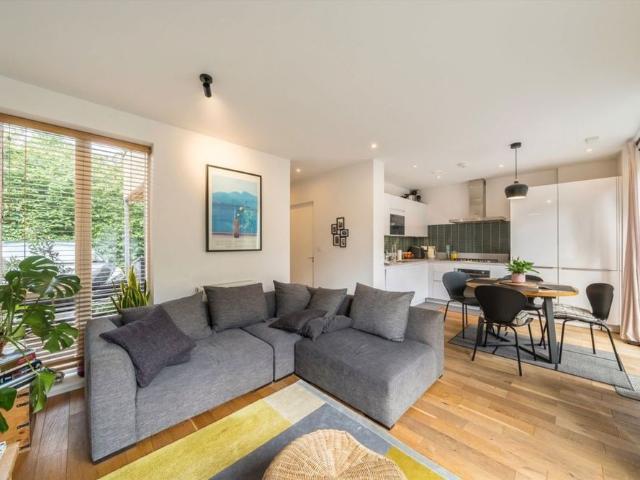 Apartment for rent in London Borough of Lewisham, Brockley