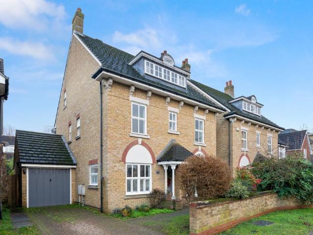 House for rent in Thames Ditton, Elmbridge