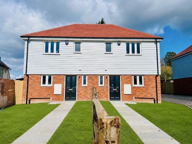 Apartment for rent in Wivelsfield Green, Iford