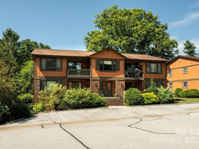 Condo for sale in Hendersonville