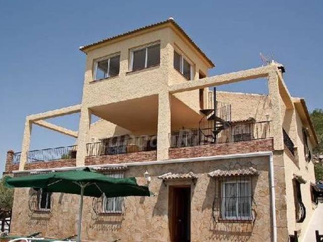 Casa en alquiler en Periana, Málaga