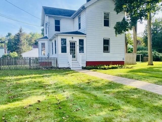 House for sale in Enfield, Connecticut