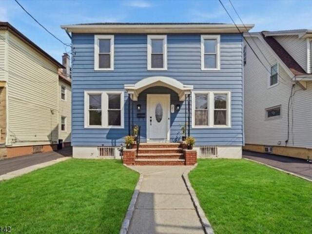 House for sale in Crane Square, Elizabeth